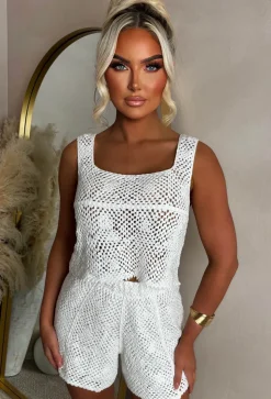 Beachy Vibes Cream Flower Crochet Crop Top